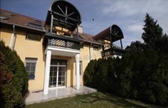 Kiadó Budapest II. kerületi sorház hirdetés (45316626)