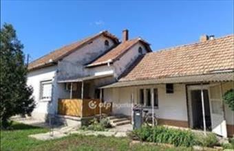 Eladó Sarkadi családi ház hirdetés (78436423)