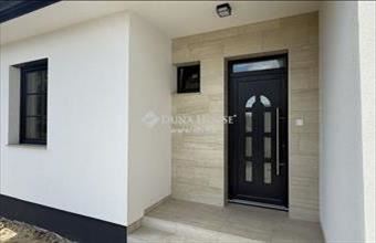 Eladó Kecskeméti családi ház hirdetés (32831343)