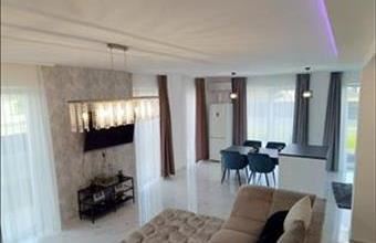 Eladó Nyíregyházai ikerház hirdetés (96853345)