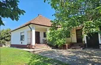 Eladó Tököli családi ház hirdetés (64353444) Eladó Tököli családi ház hirdetés (64353444)