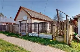 Eladó Nagykállói családi ház hirdetés (95737936) Eladó Nagykállói családi ház hirdetés (95737936)