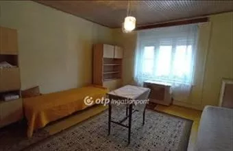 Eladó Jászfényszarui családi ház hirdetés (79973414) Eladó Jászfényszarui családi ház hirdetés (79973414)