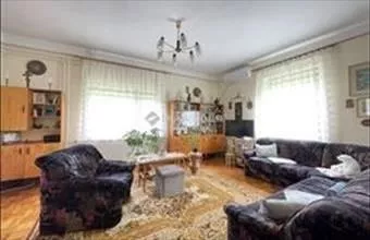 Eladó Budapest XX. kerületi családi ház hirdetés (87138548) Eladó Budapest XX. kerületi családi ház hirdetés (87138548)