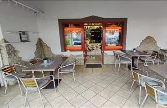 Eladó Lengyeltóti üzlethelyiség utcafronton hirdetés (22639474) Eladó Lengyeltóti üzlethelyiség utcafronton hirdetés (22639474)