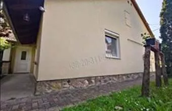 Eladó Szegedi ikerház hirdetés (38783767) Eladó Szegedi ikerház hirdetés (38783767)