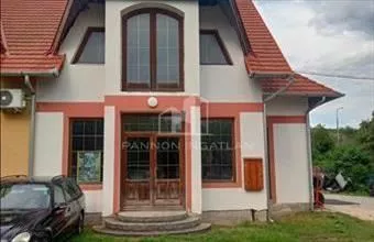 Eladó Sümegi családi ház hirdetés (73333364) Eladó Sümegi családi ház hirdetés (73333364)