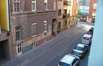 Eladó Budapest VIII. kerületi tégla lakás hirdetés (76352423)