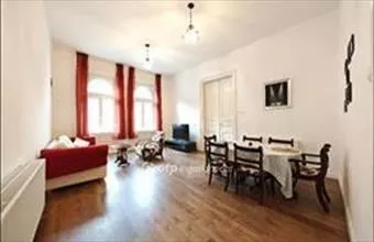 Eladó Budapest VI. kerületi tégla lakás hirdetés (49449729) Eladó Budapest VI. kerületi tégla lakás hirdetés (49449729)