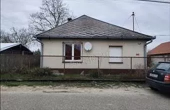 Eladó Pusztavacsi családi ház hirdetés (49348735) Eladó Pusztavacsi családi ház hirdetés (49348735)