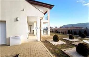 Eladó Csobánkai családi ház hirdetés (45728477)