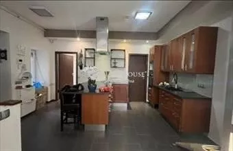 Eladó Budapest III. kerületi ikerház hirdetés (77193326) Eladó Budapest III. kerületi ikerház hirdetés (77193326)
