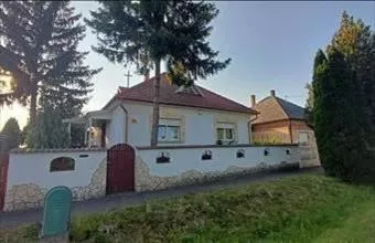 Eladó Tápiószecsői családi ház hirdetés (77344441) Eladó Tápiószecsői családi ház hirdetés (77344441)