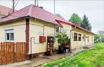 Eladó Csokonyavisontai családi ház hirdetés (66798919) Eladó Csokonyavisontai családi ház hirdetés (66798919)
