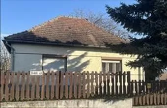 Eladó Kutasói családi ház hirdetés (43349654) Eladó Kutasói családi ház hirdetés (43349654)