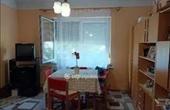 Eladó Nagykállói családi ház hirdetés (95937847) Eladó Nagykállói családi ház hirdetés (95937847)