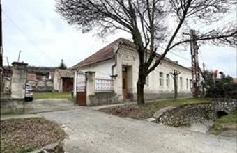 Eladó Szekszárdi családi ház hirdetés (83587522)