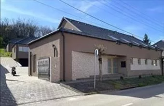Eladó Szekszárdi egyéb lakás hirdetés (73747737) Eladó Szekszárdi egyéb lakás hirdetés (73747737)