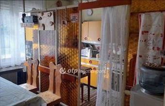 Eladó Szegedi családi ház hirdetés (84236249)