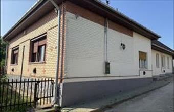 Eladó Vácszentlászlói családi ház hirdetés (45443999)