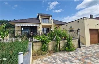 Eladó Cserszegtomaji családi ház hirdetés (73738895)