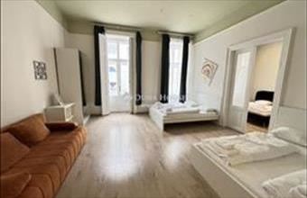 Eladó Budapest VI. kerületi tégla lakás hirdetés (23436338)