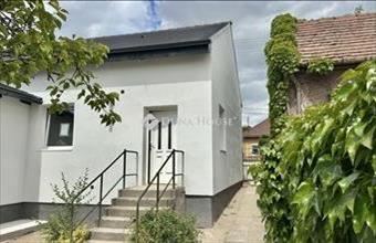 Eladó Budapest XVIII. kerületi családi ház hirdetés (85363424)