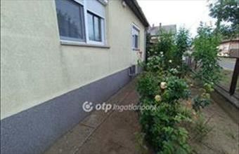 Eladó Hatvani családi ház hirdetés (99332533)