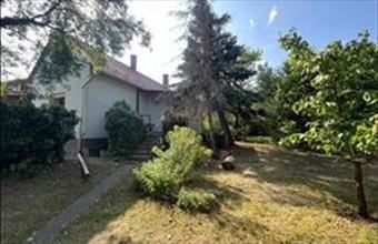 Eladó Balatonfüredi családi ház hirdetés (93365334)