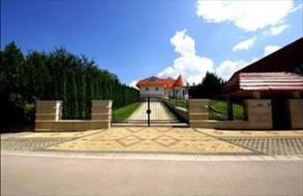 Eladó Biatorbágyi családi ház hirdetés (43389435)