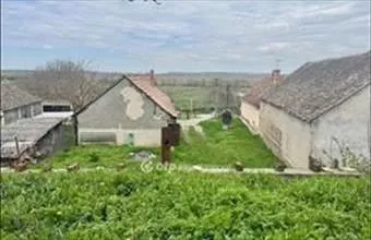 Eladó Belvárdgyulai családi ház hirdetés (54452439) Eladó Belvárdgyulai családi ház hirdetés (54452439)