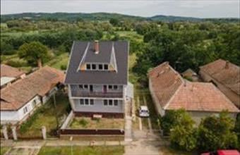 Eladó Őrhalomi családi ház hirdetés (39343385)