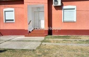 Eladó Dömsödi családi ház hirdetés (29937863)