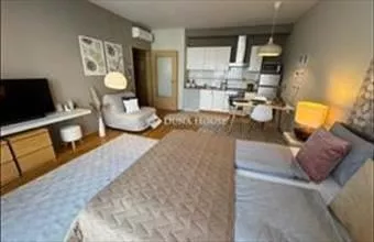 Eladó Budapest VI. kerületi tégla lakás hirdetés (73975444) Eladó Budapest VI. kerületi tégla lakás hirdetés (73975444)