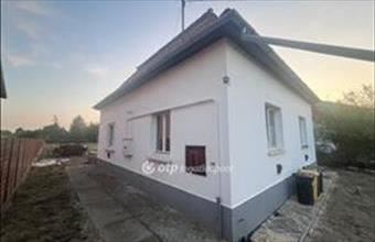 Eladó Szegedi családi ház hirdetés (39759353)