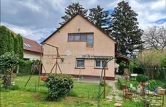 Eladó Váci családi ház hirdetés (99975262)