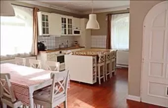 Eladó Budapest XVIII. kerületi családi ház hirdetés (33377393) Eladó Budapest XVIII. kerületi családi ház hirdetés (33377393)