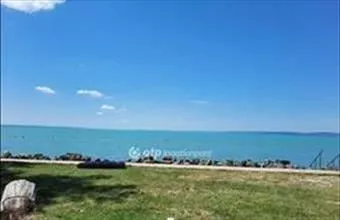 Eladó Balatonakarattyai tégla lakás hirdetés (93348397) Eladó Balatonakarattyai tégla lakás hirdetés (93348397)