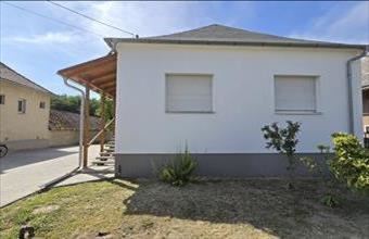 Eladó Németkéri családi ház hirdetés (25249724)