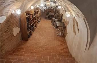 Eladó Monori egyéb üzlethelyiség hirdetés (86196474)