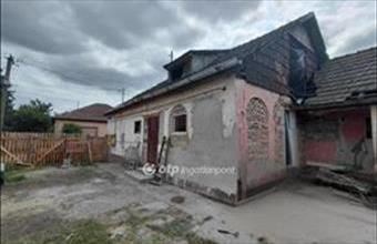 Eladó Hatvani családi ház hirdetés (25321332)
