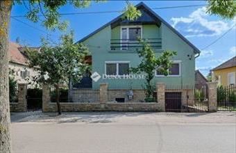 Eladó Budapest XVI. kerületi családi ház hirdetés (38872843)