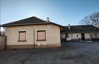 Eladó Gádorosi családi ház hirdetés (98937234)