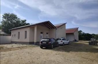 Eladó Dánszentmiklósi egyéb ipari ingatlan hirdetés (96438536)