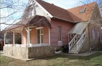 Eladó Balatonalmádi családi ház hirdetés (85969943) Eladó Balatonalmádi családi ház hirdetés (85969943)