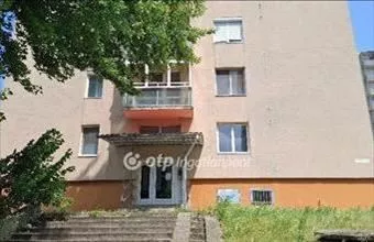 Eladó Miskolci panel lakás hirdetés (43344774)