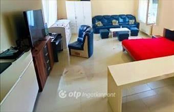 Eladó Dunakeszi családi ház hirdetés (93892944)