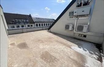 Eladó Szegedi iroda lakásban hirdetés (24347513)