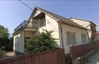 Eladó Jászfényszarui családi ház hirdetés (94832997) Eladó Jászfényszarui családi ház hirdetés (94832997)