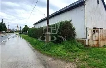 Eladó Tiszalúci családi ház hirdetés (67393331) Eladó Tiszalúci családi ház hirdetés (67393331)